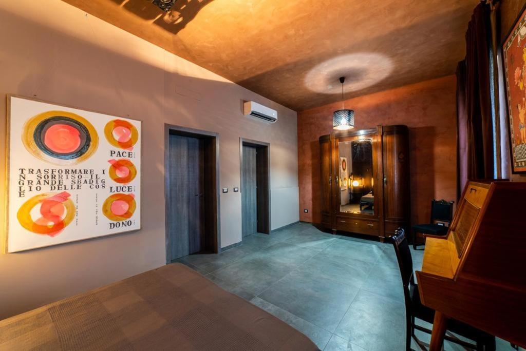 Speciale Tarshito'S Home - Atrium And Terrace 바리 외부 사진